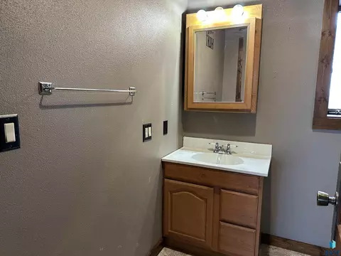 216 W Henry St, Freeman, SD 57029 photo 19