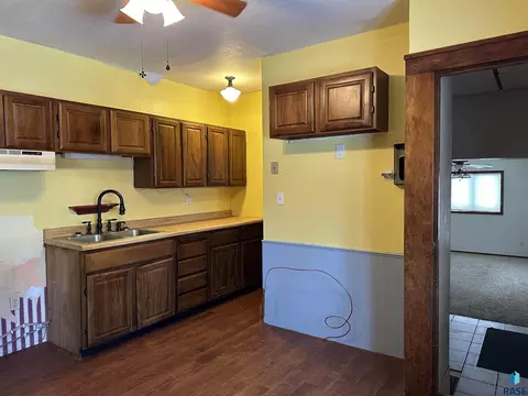 216 W Henry St, Freeman, SD 57029 photo 15
