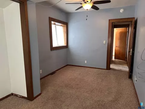216 W Henry St, Freeman, SD 57029 photo 18