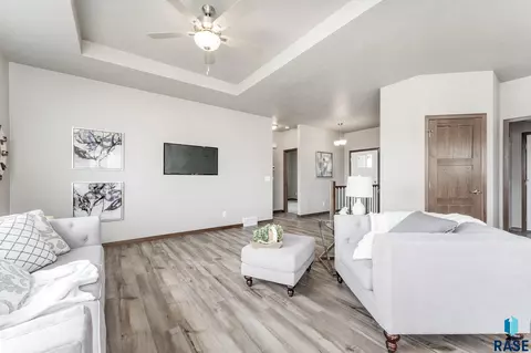 1200 N Cole Ave, Tea, SD 57064 photo 10