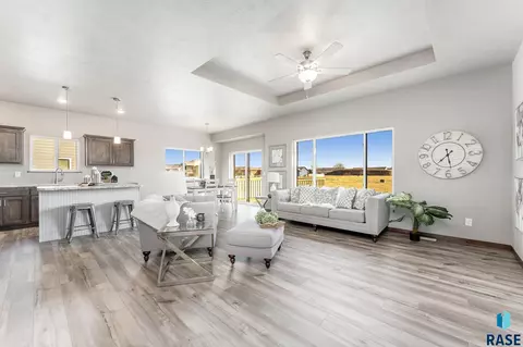 1200 N Cole Ave, Tea, SD 57064 photo 11