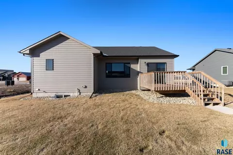 1200 N Cole Ave, Tea, SD 57064 photo 33