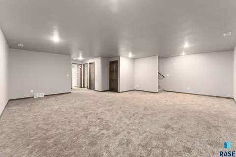 1200 N Cole Ave, Tea, SD 57064 photo 24