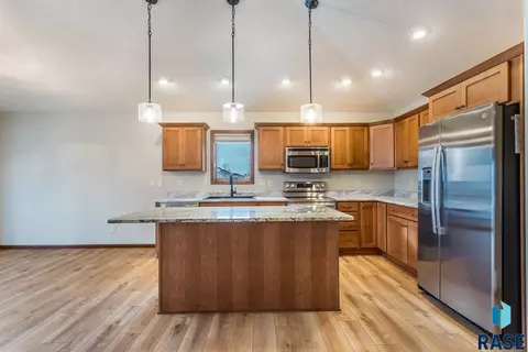 4424 E Steeple Cir, Sioux Falls, SD 57103 photo 8