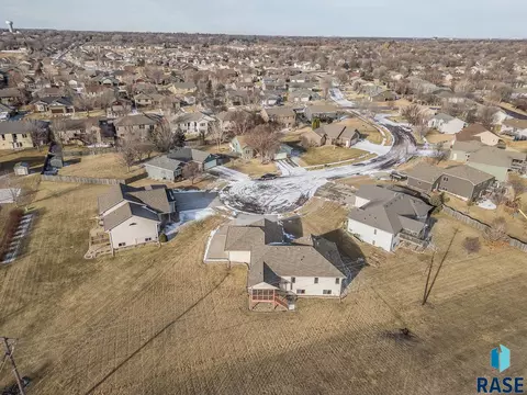 4424 E Steeple Cir, Sioux Falls, SD 57103 photo 34
