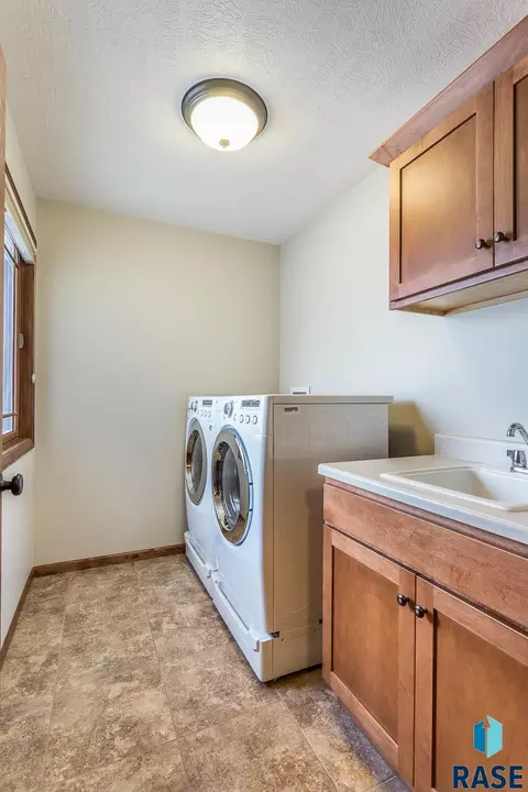 4424 E Steeple Cir, Sioux Falls, SD 57103 photo 10