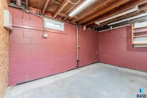 3201 E 13th St, Sioux Falls, SD 57103 photo 18