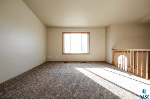 6900 W 68 St, Sioux Falls, SD 57106 photo 6