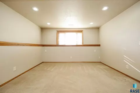 6900 W 68 St, Sioux Falls, SD 57106 photo 15