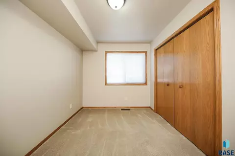 6900 W 68 St, Sioux Falls, SD 57106 photo 13