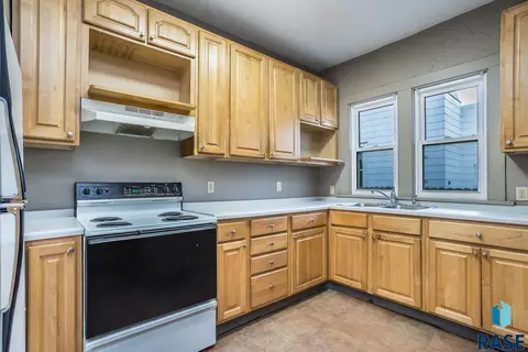 736 S Summit Ave, Sioux Falls, SD 57104 photo 31