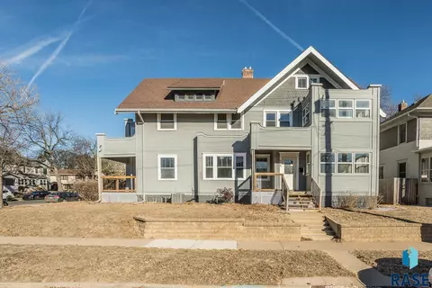 736 S Summit Ave, Sioux Falls, SD 57104 photo 1