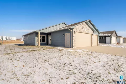 2308 E Tinley St, Brandon, SD 57005 photo 24