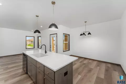 2309 E Tinley St, Brandon, SD 57005 photo 6