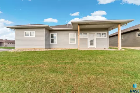 2309 E Tinley St, Brandon, SD 57005 photo 27