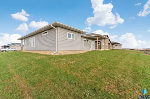 2309 E Tinley St, Brandon, SD 57005 photo 26
