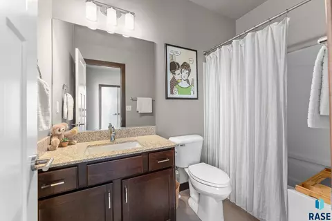 218 E 14th St, Sioux Falls, SD 57104 photo 51