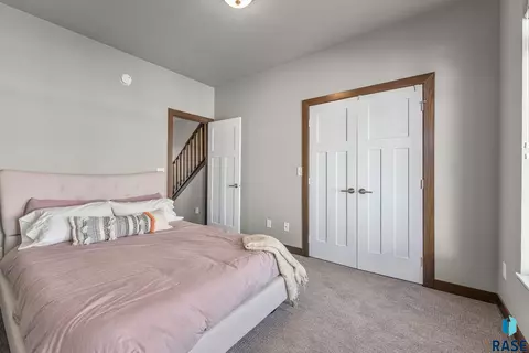 218 E 14th St, Sioux Falls, SD 57104 photo 50