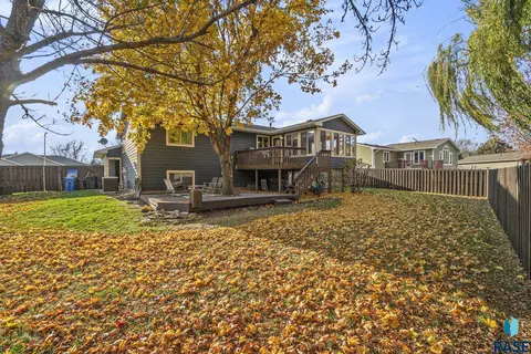 1018 NE 8th St, Madison, SD 57042 photo 7