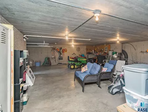 105 1st St, Chester, SD 57016 photo 56