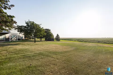 105 1st St, Chester, SD 57016 photo 13