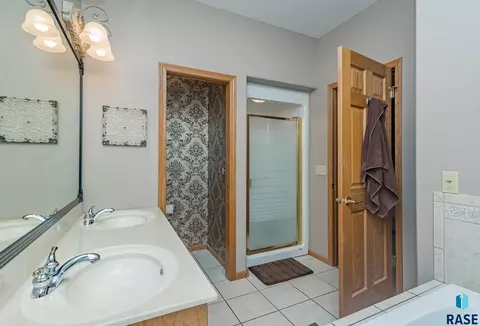 105 1st St, Chester, SD 57016 photo 34
