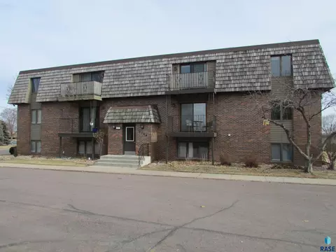 3604 S Gateway Blvd #104, Sioux Falls, SD 57106