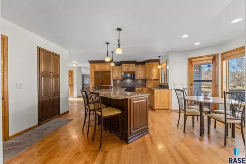 2508 E Marson Dr, Sioux Falls, SD 57103 photo 8