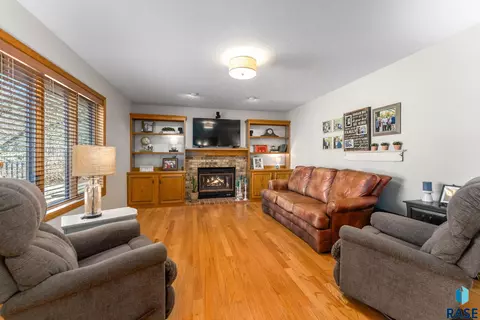 2508 E Marson Dr, Sioux Falls, SD 57103 photo 6