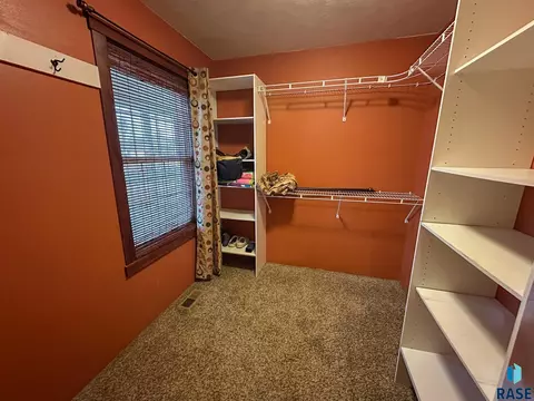 302 E 7th St, Hills, MN 56138 photo 44