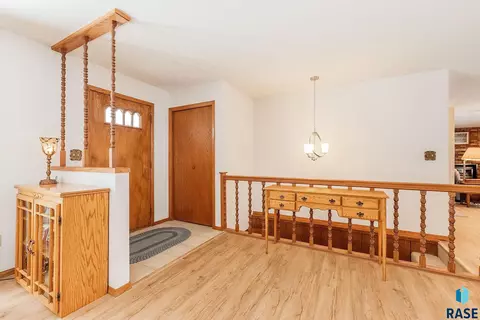 5712 W 37th St, Sioux Falls, SD 57106