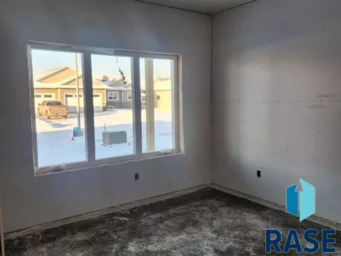 5505 E 64th St, Sioux Falls, SD 57108 photo 13