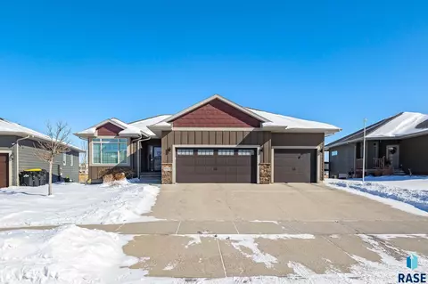 3000 S Keyrell Dr, Sioux Falls, SD 57106