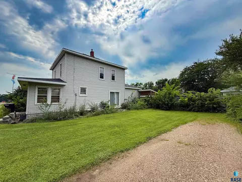 113 S Blanche Ave, Madison, SD 57042 photo 31