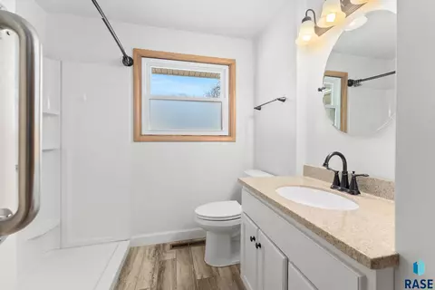 2700 E 13th St, Sioux Falls, SD 57103 photo 25