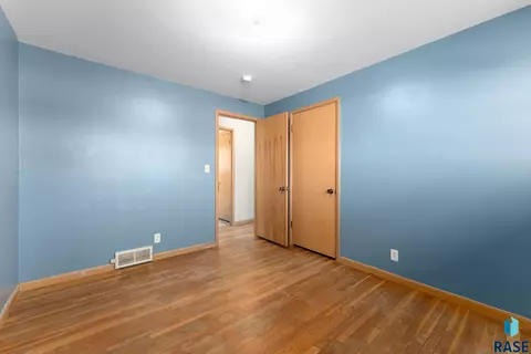 2700 E 13th St, Sioux Falls, SD 57103 photo 16