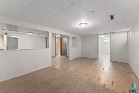2700 E 13th St, Sioux Falls, SD 57103 photo 19