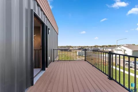 1809 E Wallin Cir, Sioux Falls, SD 57104 photo 23