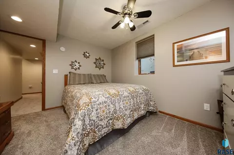 3104 E 33rd St, Sioux Falls, SD 57103 photo 24