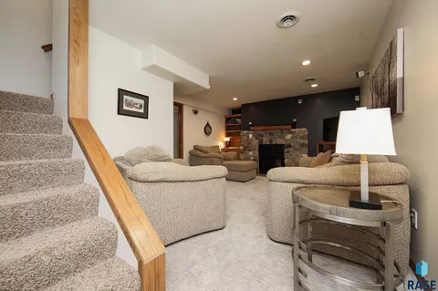 3104 E 33rd St, Sioux Falls, SD 57103 photo 39