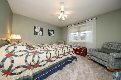 3104 E 33rd St, Sioux Falls, SD 57103 photo 32