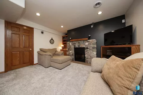 3104 E 33rd St, Sioux Falls, SD 57103 photo 43