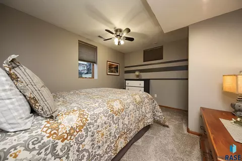 3104 E 33rd St, Sioux Falls, SD 57103 photo 25
