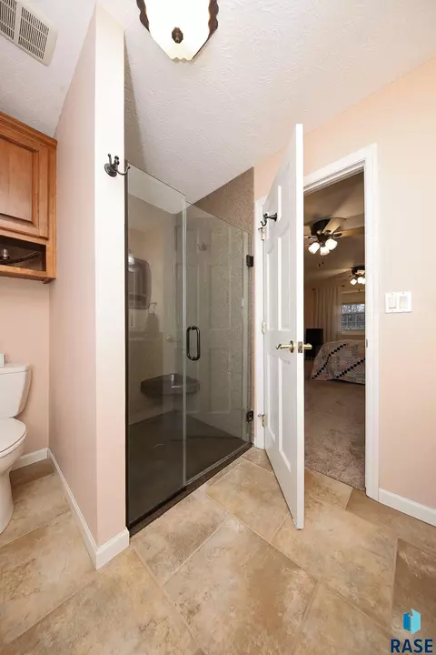 3104 E 33rd St, Sioux Falls, SD 57103 photo 38