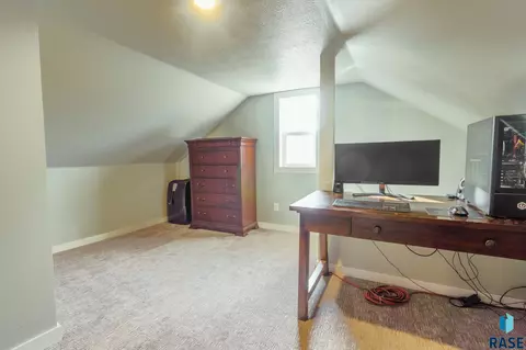 613 E 13th St, Sioux Falls, SD 57104 photo 13