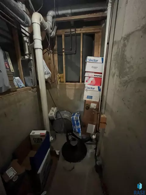 715 S Albert St, Freeman, SD 57029 photo 65