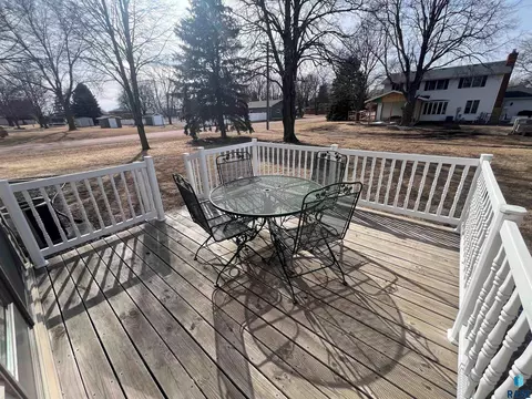 715 S Albert St, Freeman, SD 57029 photo 67