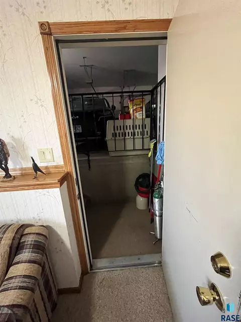 715 S Albert St, Freeman, SD 57029 photo 63