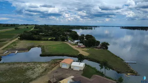 5 Dakota Ave, Madison, SD 57042 photo 19