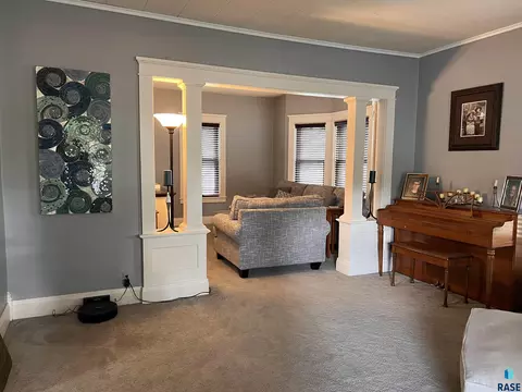 412 S Cherry St, Freeman, SD 57029 photo 5